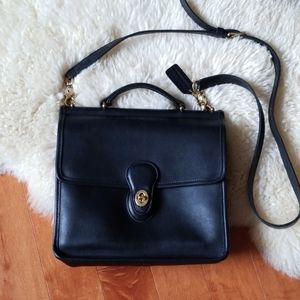 VTG Coach Willis Bag,  Black  Leather Purse